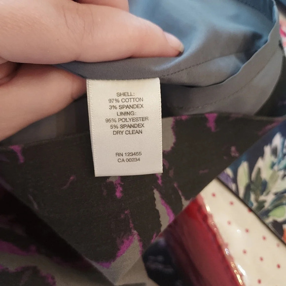 Lord & Taylor Purple, Black and Gray Floral Pencil Skirt in Size 18W - Picture 9 of 9